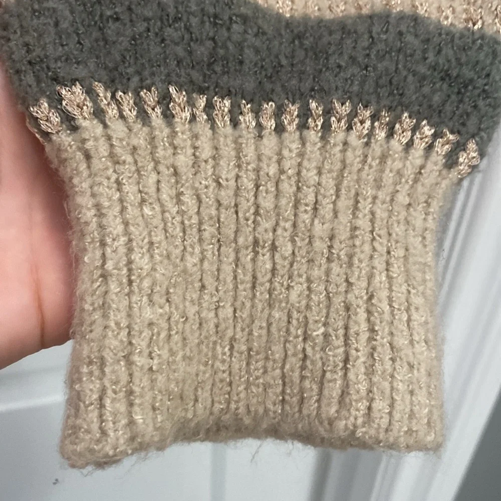 Haley London Knit Sweater Size Large Woman’s Long Sleeve L - Picture 8 of 9